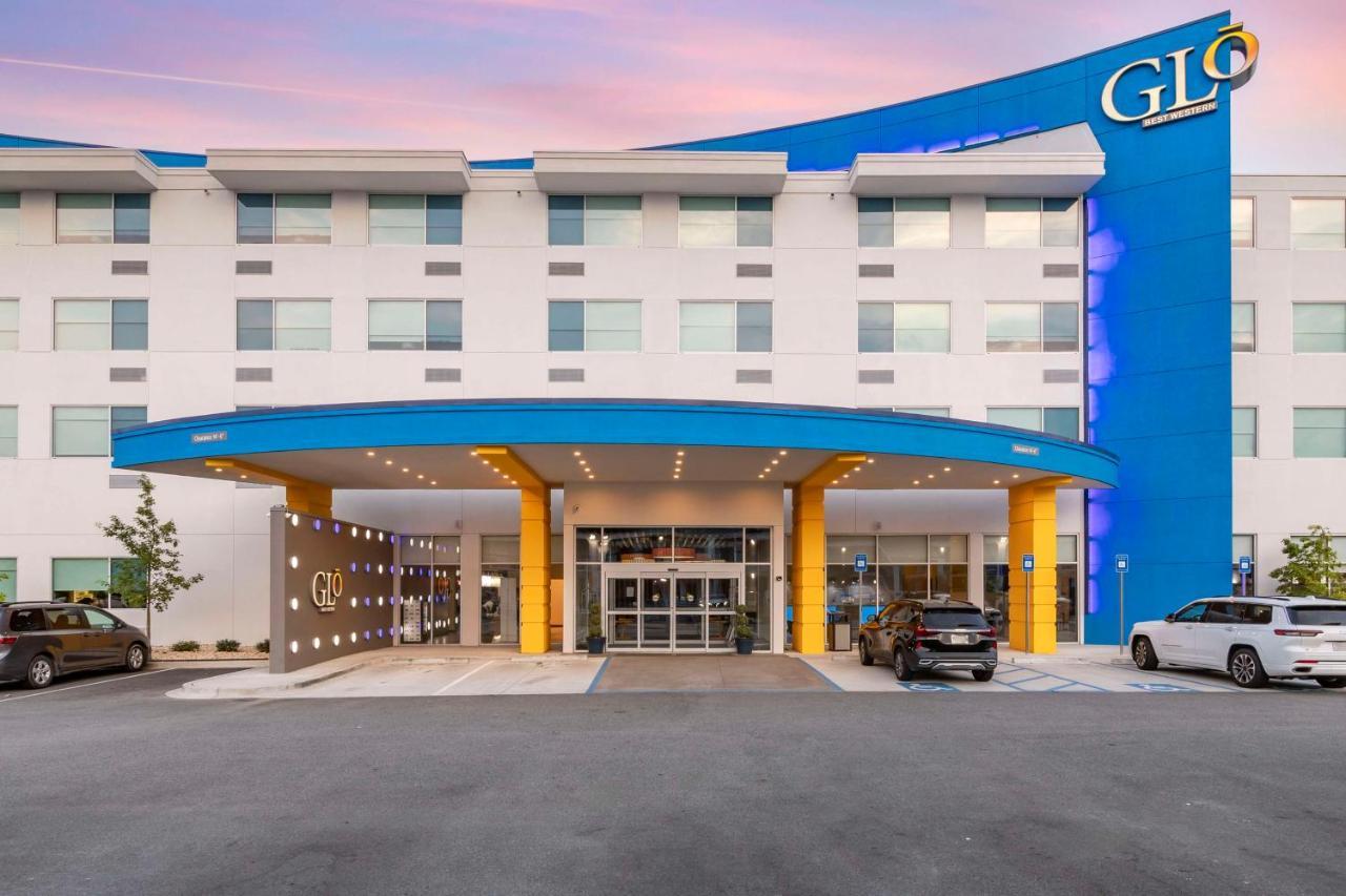 Glō Western Savannah-gateway I-95 Hotel 3*