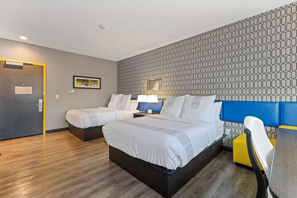 Glō Western Savannah-gateway I-95 Hotel 3*